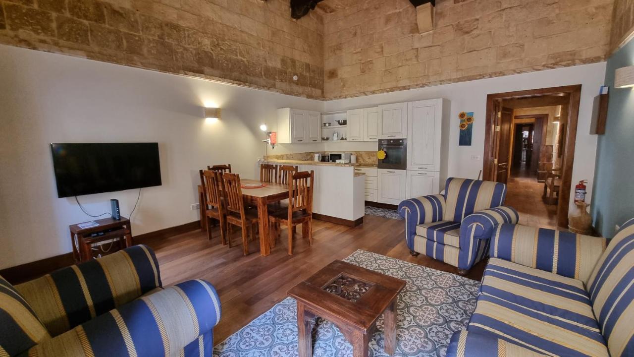 Vallettacharme - 2 Bedrooms Flat In The Heart Of The City エクステリア 写真