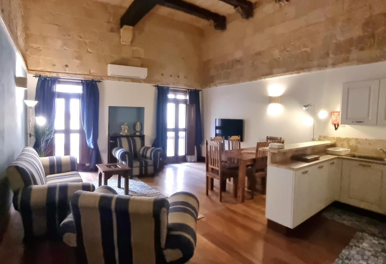 Vallettacharme - 2 Bedrooms Flat In The Heart Of The City エクステリア 写真