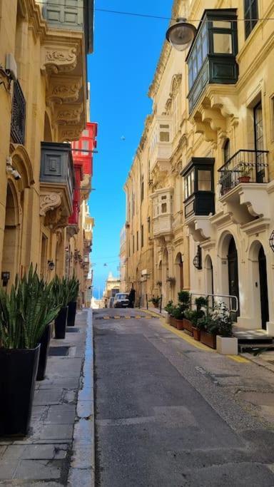 Vallettacharme - 2 Bedrooms Flat In The Heart Of The City エクステリア 写真